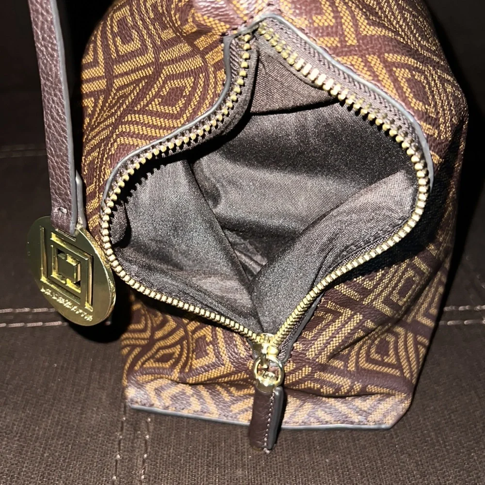 LIZ CLAIBORNE Purse 👜 - Picture 9 of 16